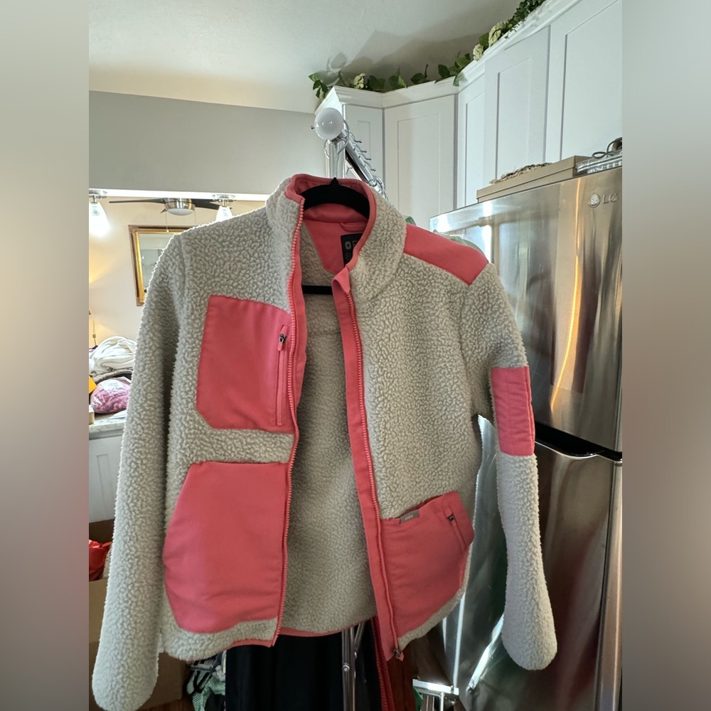 FIGS SHERPA JACKET